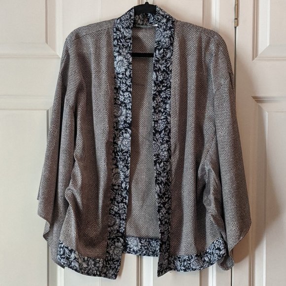 URBN Pattern Mixing Kimono - Picture 1 of 7